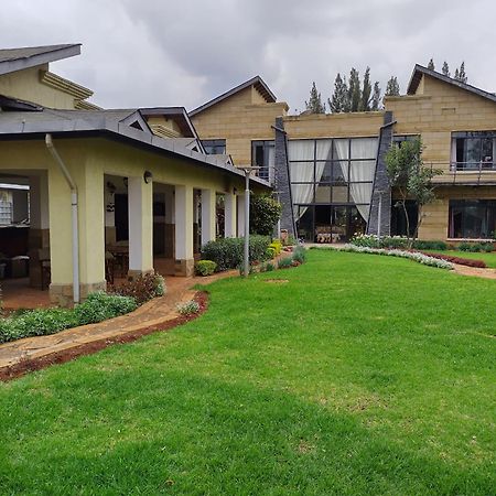 Florances Rest House Найроби Екстериор снимка