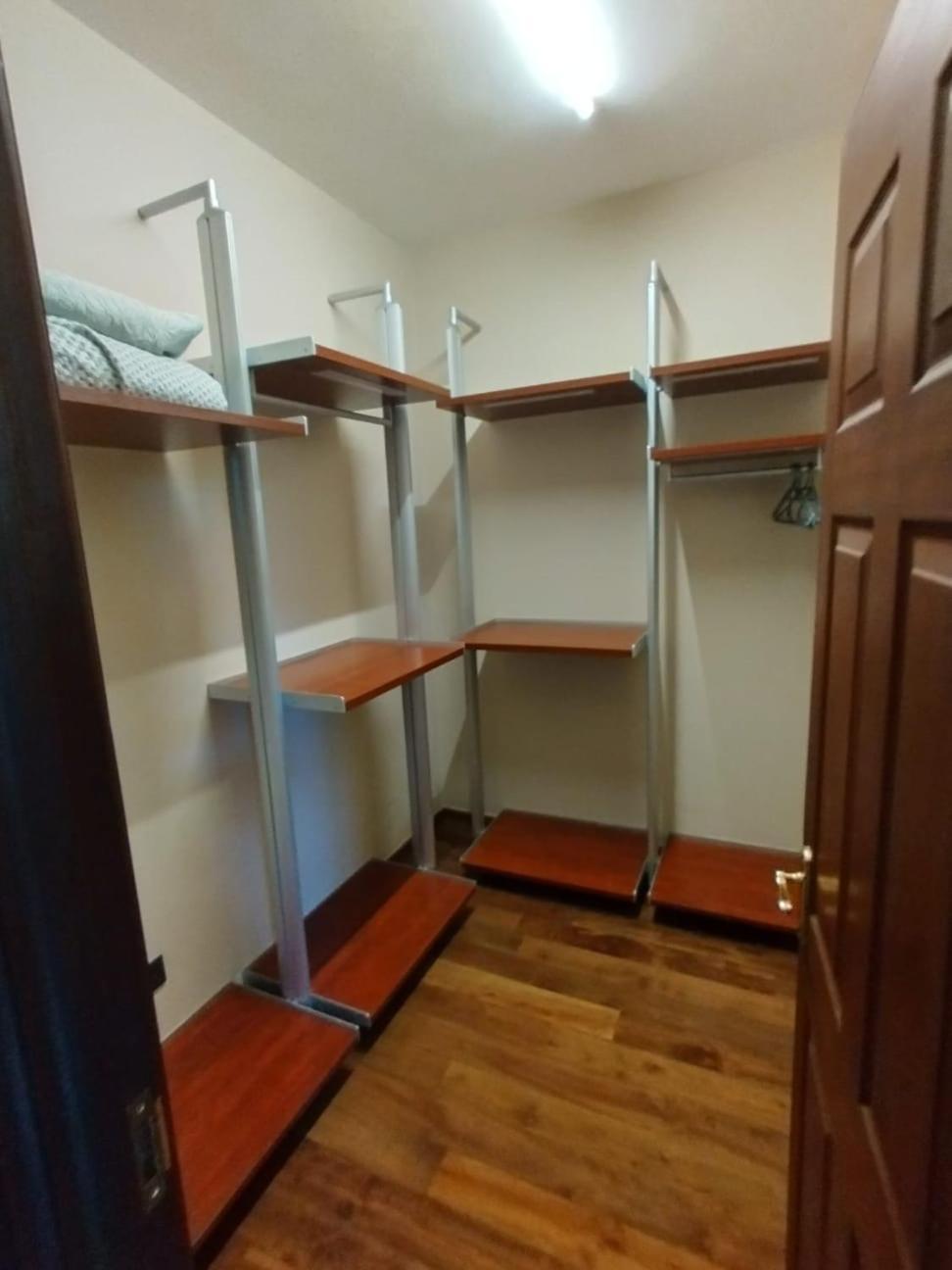 Florances Rest House Найроби Екстериор снимка