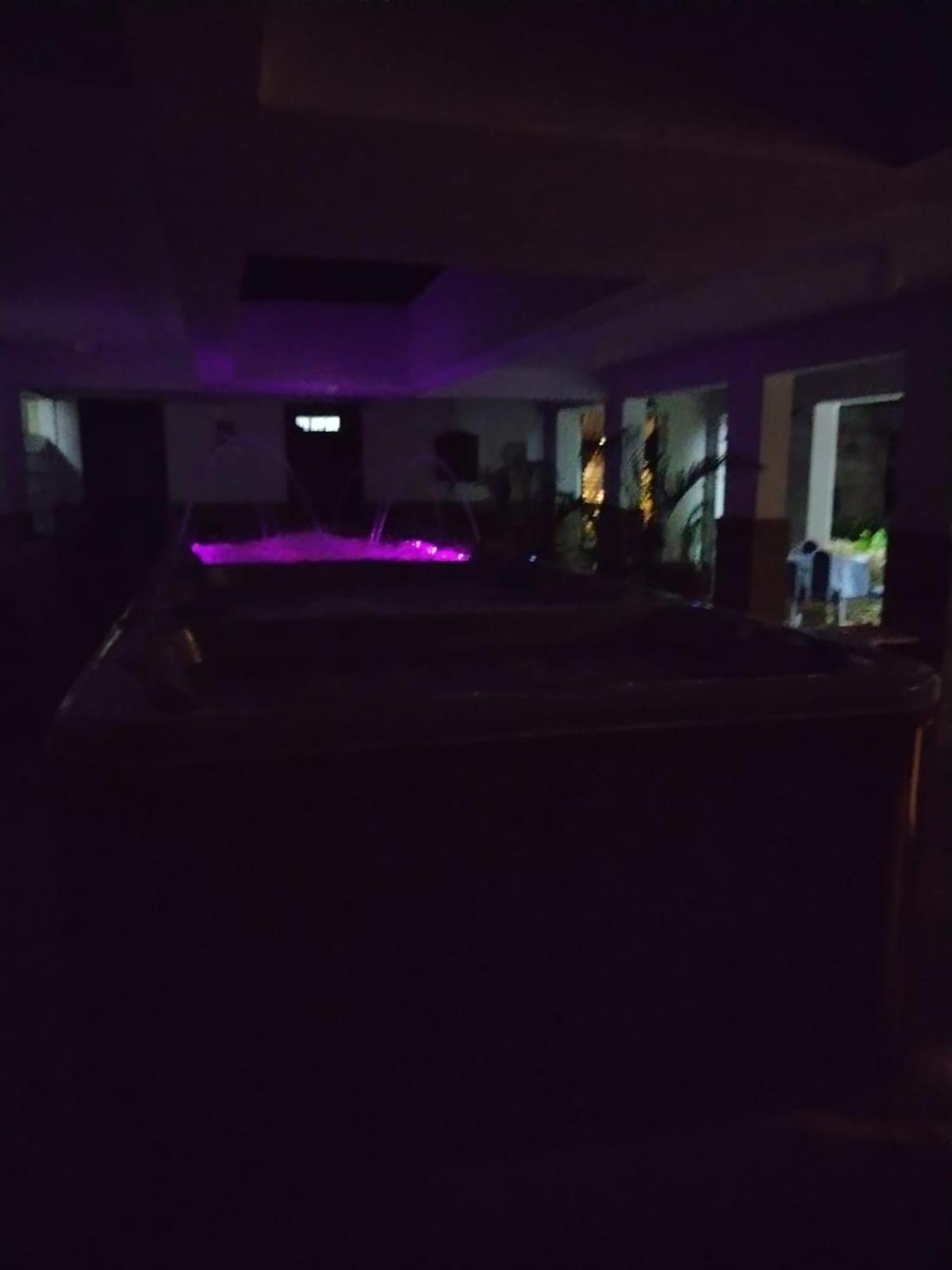 Florances Rest House Найроби Екстериор снимка
